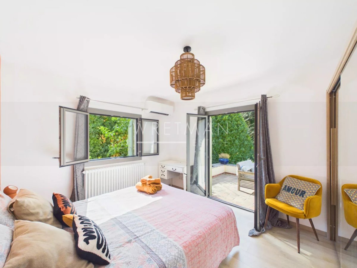 Villa La Colle-sur-Loup – Chambre avec accès extérieur